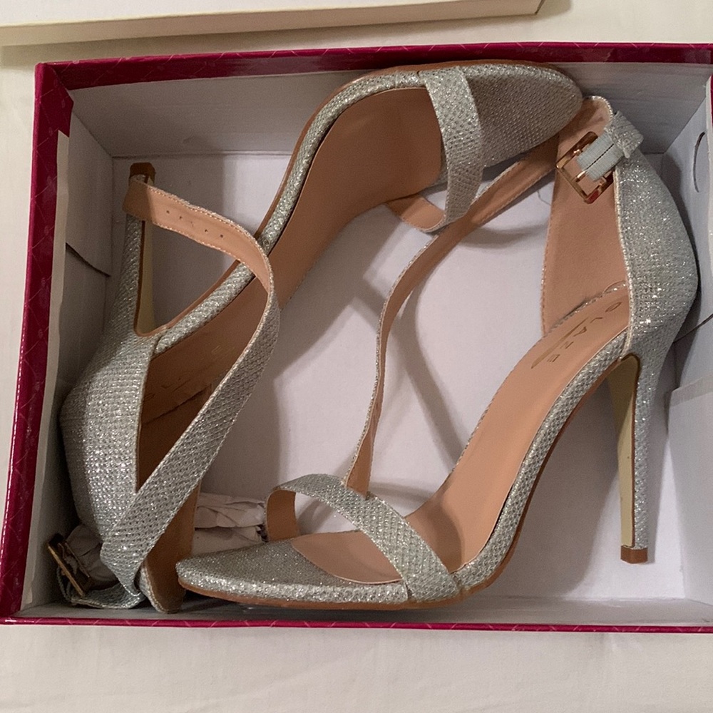 Sliver glitter 3-4 inch heels